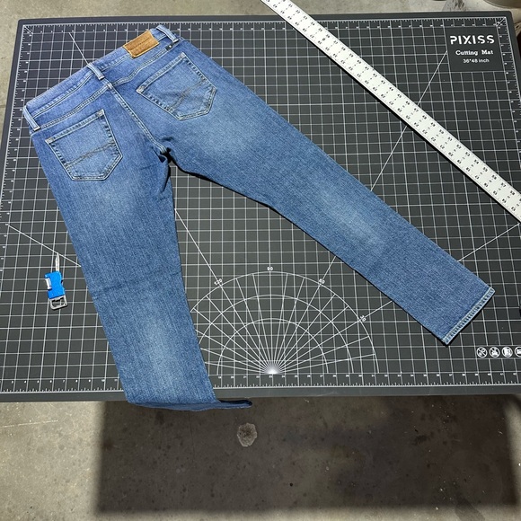 Lucky Brand Men's 110 Skinny Fit Blue Jeans - Picture 2 of 6
